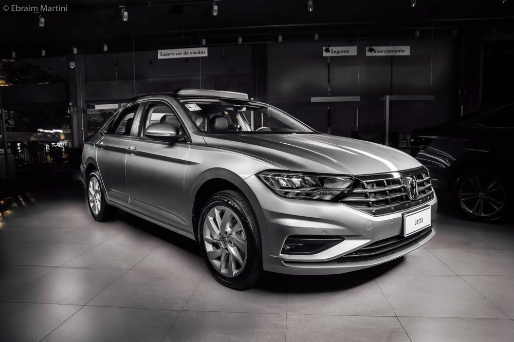 Volkswagen Jetta — vista dianteira — Ebraim Martini